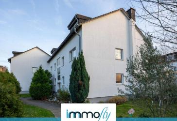 Helle 2-Zimmer-Dachgeschosswohnung mit Balkon, Tageslichtbad und durchdachter Raumaufteilung