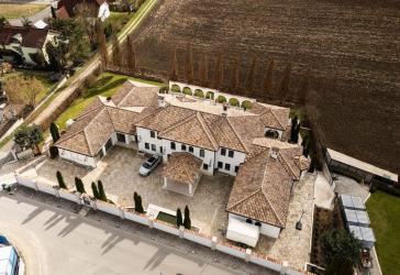 Vorschaubild Villa