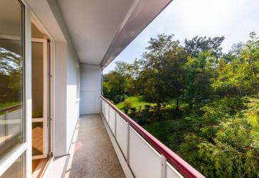 Willkommen Zuhause! Geräumige 4-Zimmer-Wohnung mit großem Südbalkon!
