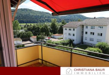 RENOVIERT MIT WEITBLICK: 4-Zimmer-Wohnung, Ebingen