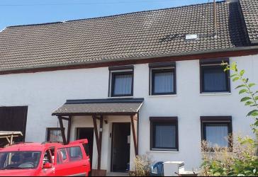 Hier schlägt das Herz für Schrauber &Träumer. Bauernhaus mit genehmigtem Umbauplan und Werkstatt mit Hebebühne.