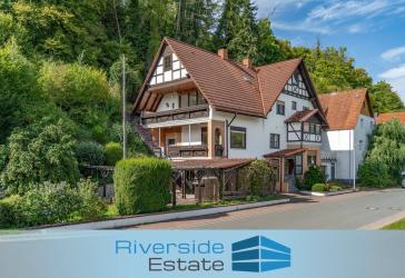 Lügde | Großzügiges Einfamilienhaus mit Ausbaupotential und Terrasse