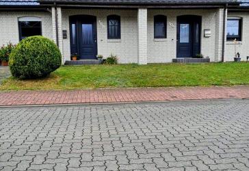Modernes Doppelhaus in Dorfmark - Stilvolles Wohnen und clevere Investition