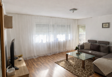 Lichtdurchflutete 4-Zimmer-Stadtwohnung in ruhiger Lage - Ulm Mitte, mit Erbbaurecht