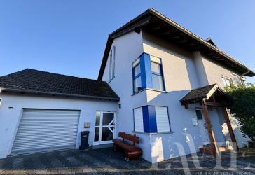 Gepflegtes Einfamilienhaus mit Einliegerwohnung, Garage und moderner Heizung - bezugsbereit Mitte/Ende 2026