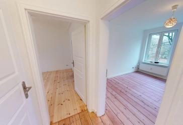 Charmante, frisch renovierte 2,5-Zimmer-Whg. mit Balkon - ruhig gelegen am Rand des Schanzenviertels