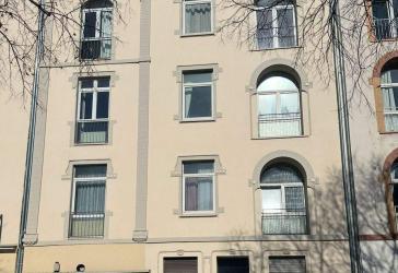 Helle Altbauwohnung mit sehr großem Garten und hochwertig saniertem Gemeinschaftseigentum – 3 Zimmer im Ostend / Bornheim PROVISIONSFREI direkt vom Ei