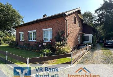 Gepflegtes Einfamilienhaus mit viel Platz