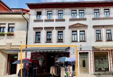 Zentral, sichtbar und vielseitig - Gewerbefläche in bester Innenstadtlage von Rudolstadt!