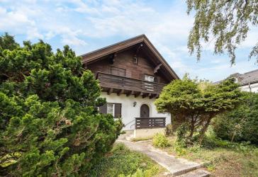 Großhadern: seltenes EFH auf ca. 780 m² idyllischem Grund