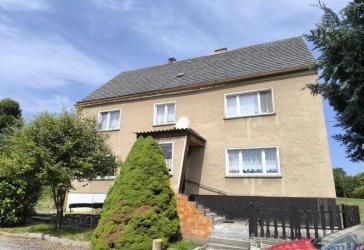 Einfamilienhaus mit solider Bausubstanz und Modernisierungspotenzial