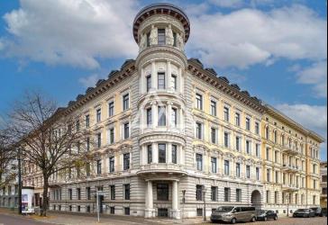 Top-Citylage: Exklusive Büroflächen in denkmalgeschütztem Altbau