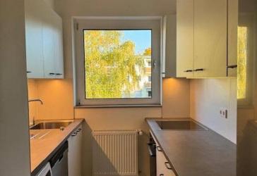 1 möbliertes Zimmer in renovierter 4-Zimmer-WG in Berlin-Spandau