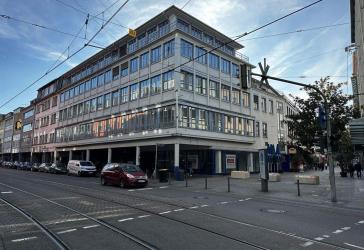 Büro- & Geschäftshaus in Citylage