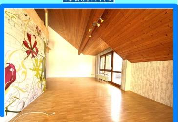 Schöne, lichtdurchflutete Maisonettewohnung