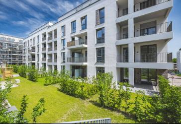Bezugsfertige Neubau-Erdgeschosswohnung mit eigenem Garten in sehr ruhiger Lage