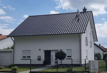 Neubau! Planbares freist. EFH (KfW 55) auf großem Grundstück in ruh. Lage