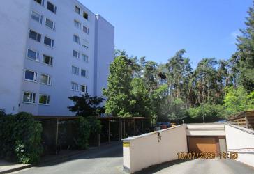 Gepflegte u. helle 2 Zimmer Wohnung (ca.47m²) m. großem Balkon und Waldblick in ruhiger Wohnlage Erlangen-Alterlangen z. verkaufen.