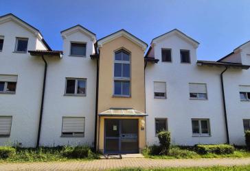 3-Zi.-DG-Whg. mit Balkon und TG-Stellplatz