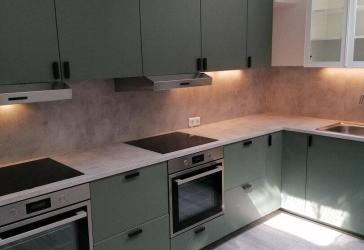 Not for familys. Several Rooms in a 149 sqm apartment near the TH Cologne campus and Bayer-Chempark