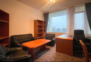 Bürofläche im Haus Seeblick und zusätzliche Bierkneipe Seeteufel