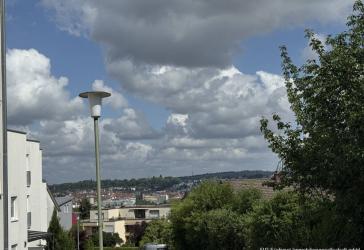 Charmante Dachgeschoßwohnung mit Terrasse und Tiefgaragenstellplatz + Keller am Wildpark Pforzheim