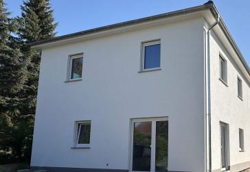 TOP-Invest im Berliner Speckgürtel Neubau-Doppelhaus mit hoher Mietnachfrage in Bernau-Nibelungen