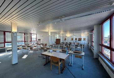 Büroetage im Dachgeschoss – großzügige Fläche mit angenehmer Helligkeit