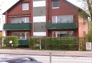 3 Zimmer mit 2 Balkonen und Garagenstellplatz in Norderstedt/Glashütte
