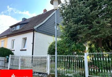 Doppelhaushälfte mit Potenzial in Wernrode - Sanierungsbedürftig, massiv gebaut, voll unterkellert