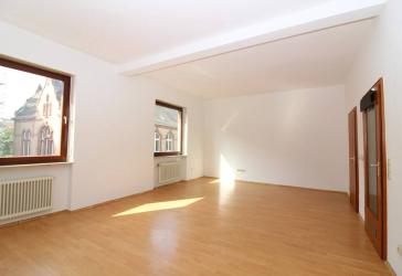 Charmante 3 Zimmer-Wohnung mit gut durchdachtem Grundriss und Balkon in Ludwigshafen