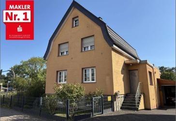 Familienhaus in Lippstadt mit Sauna, überdachte Terrasse und großem Garten