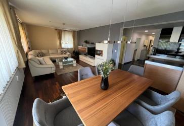 Lichtdurchflutete 4,5 Zimmer-Wohnung mit Balkon in Schwenningen