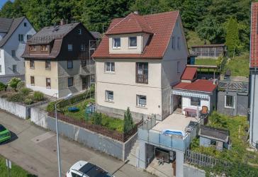 Freistehendes 1-2-Familienhaus in ruhiger zentraler Lage