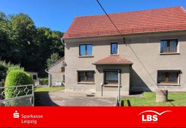 Familienhaus mit großem Grundstück
