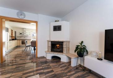 Helle 4-Zimmer-Wohnung im 1. Obergeschoss