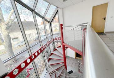 Metallbauer sucht Gleichgesinnte: Architekt, Statiker oder einfach einen netten Mieter!