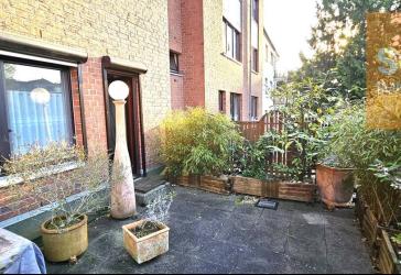 SO24: Düren, zentrale Lage, EG, 3-4 Zimmerstadtwohnung mit Loggia und Terrasse