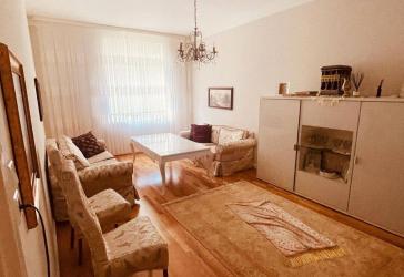 Charmante Altbauwohnung - ideal für Familien