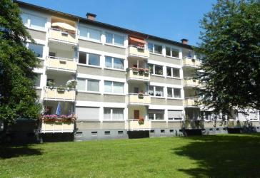 KAPITALANLAGE 4 ZIMMER WOHNUNG IM GRÜNEN GELEGEN!