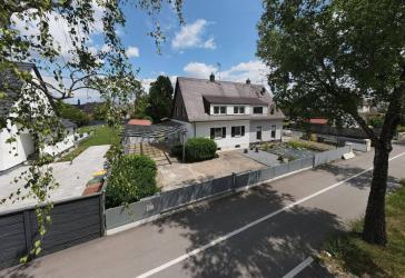 Zentrumsnahes Familienparadies mitten im Grünen