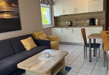 2-Raum-Wohnung mit Terrasse und Garten