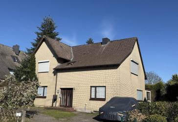 Kapitalanlage mit Zukunft - Mehrfamilienhaus mit 3 Wohneinheiten in Bargteheide