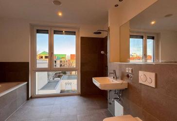 * Auf 2 Etagen * 4 Zimmer * Wohnung * A+ * NEUBAU * am Auenwald * Balkon * TG *