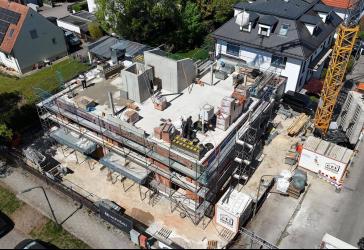 Bogenhausen: 3-Zi.-EG-Whg. + Hobby + Waschen mit Terr. + Gartenant. (S-/W-Ausr.) / Wohn-/Nutzfl. 128,75 m² / KFW-40 / Neubau / provisionsfrei