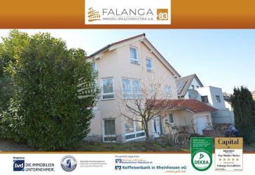 Falanga Immobilien - RAUMWUNDER! Charmantes & gemütliches EFH mit reichlich Platz und Fernblick in Essenheim