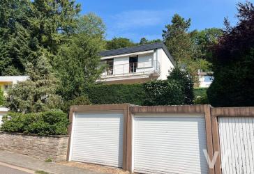 Freistehendes Einfamilienhaus mit Garten in begehrter Lage von Saarbrücken - Scheidt
