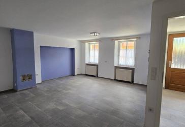 KAUF STATT MIETE! Teilrenov. Haus mit hohem Gestaltungspotential incl. Nebengebäude zum Bestpreis!