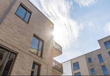 Oben angekommen. Penthouse im GOLDECK Nr. 1 - Ruhe, Weitblick und erwachsene Großzügigkeit