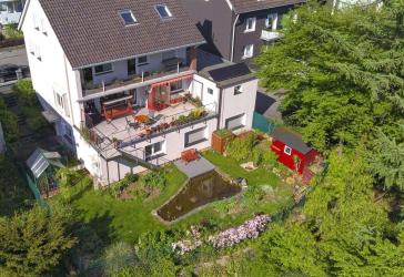 Hochwertiges Stadthaus/Mehrgenerationenhaus (Zentrum), Einliegerwohnung, schöner Garten (maklerfrei)